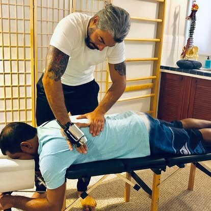 Federico Bidigaray, physical therapist in Puerto Escondido with over 16 years of experience in rehabilitation and treatment of diverse pathologies.