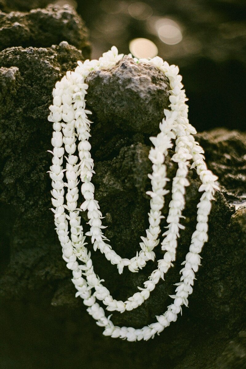 Maui elegant white bridal leis