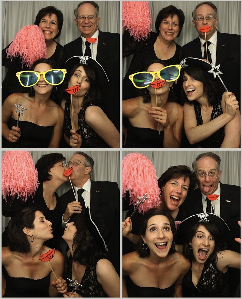 Jessica Sanders and family in photo booth