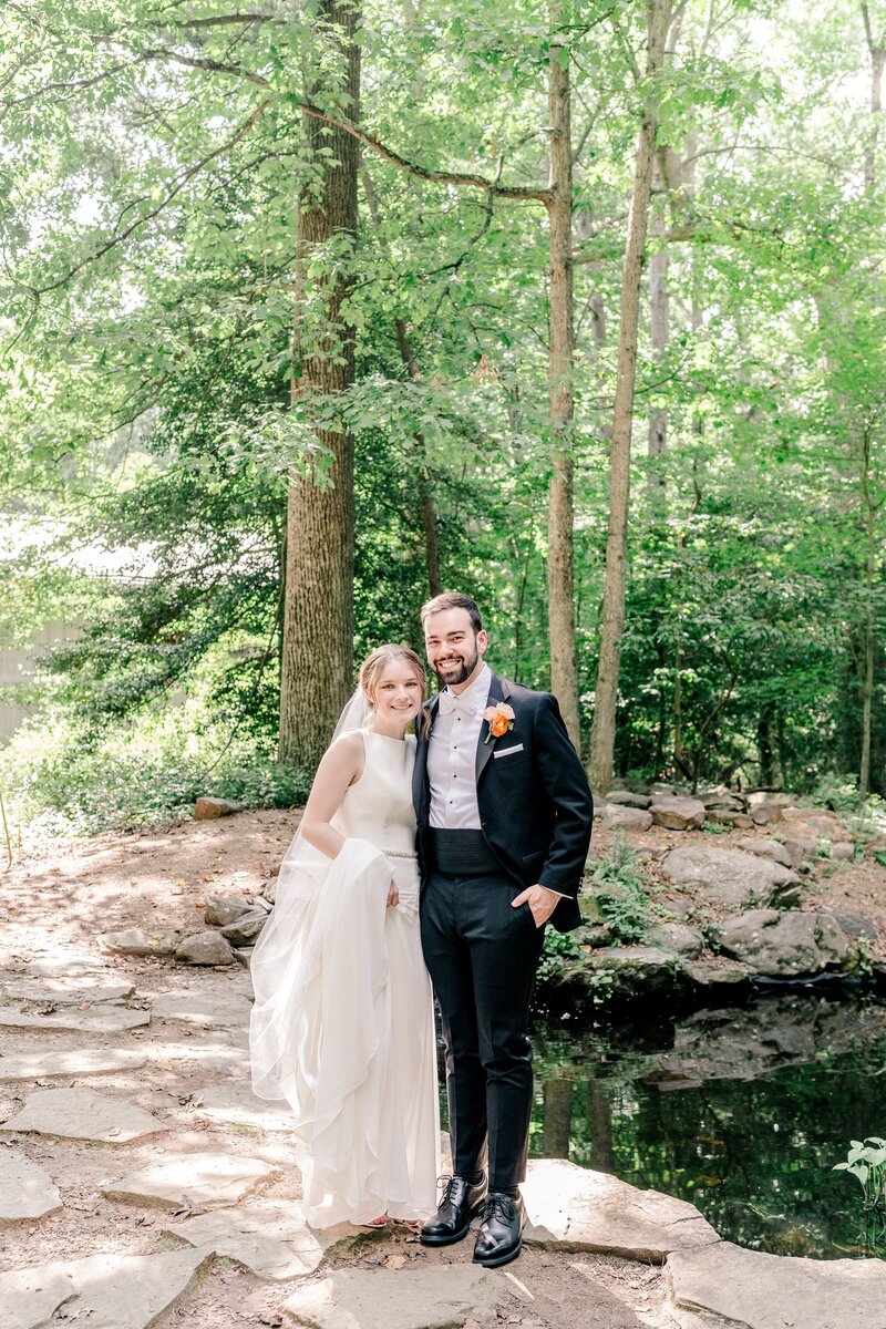 vibrant-catholic-wedding-in-reston-virginia-00034