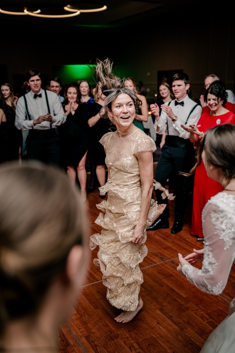 dreamy-christmas-wedding-in-herndon-virginia-00018