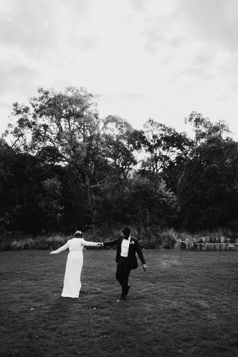 elopement ceremony in from of waterfall