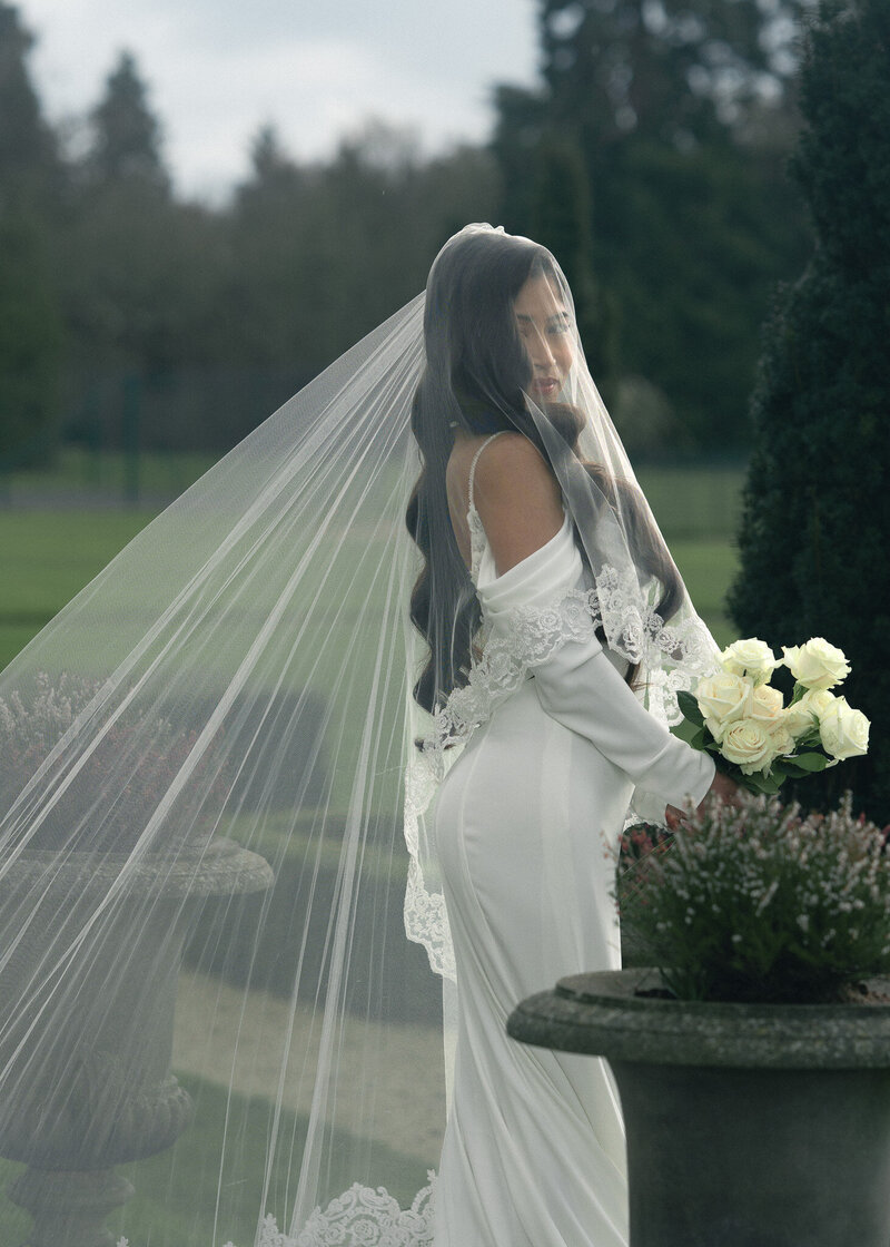 luxury-documentary-wedding-hedsor-manor-couple-portraits-144