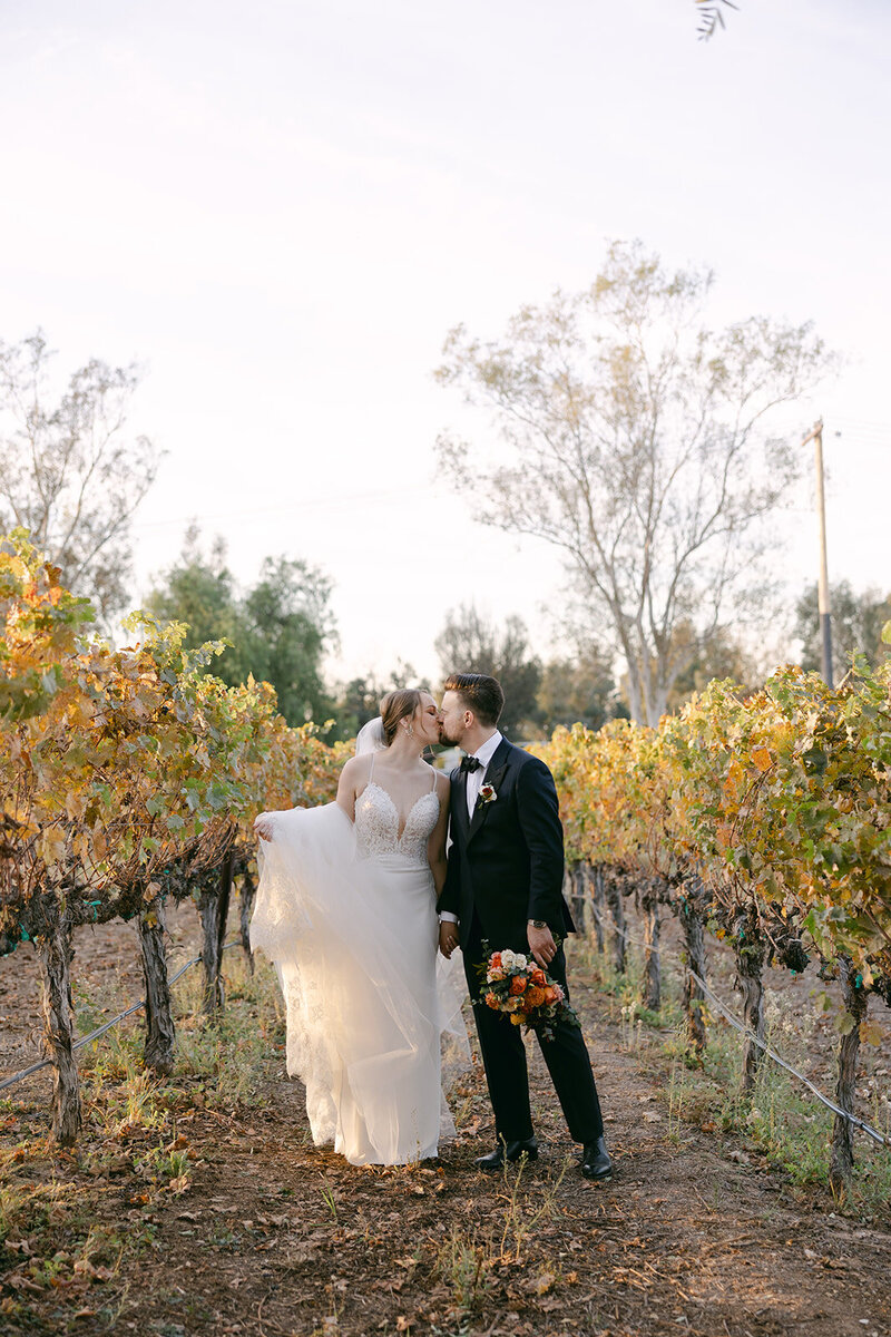 lorimar-winery-wedding-photographer-83