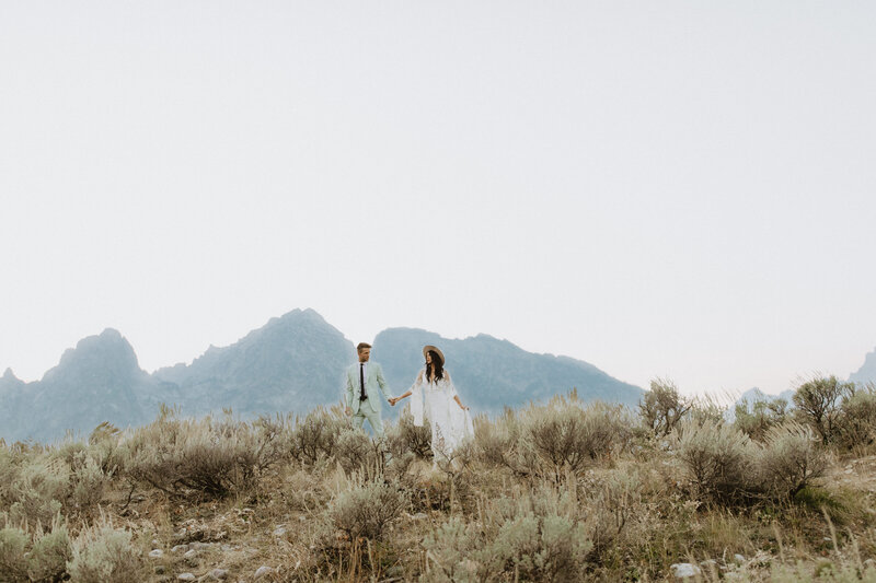 Mountain-Elopement-Utah-Chic-Bridal-Style
