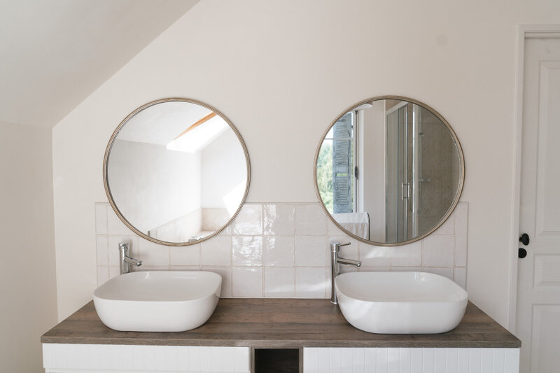 Luxurious finishes for the perfect bath time ritual.