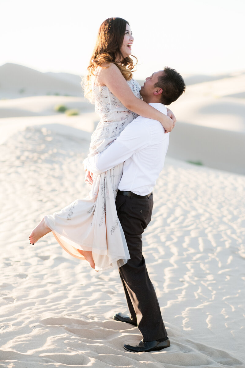 imperial-sand-dunes-engagement-photography-10