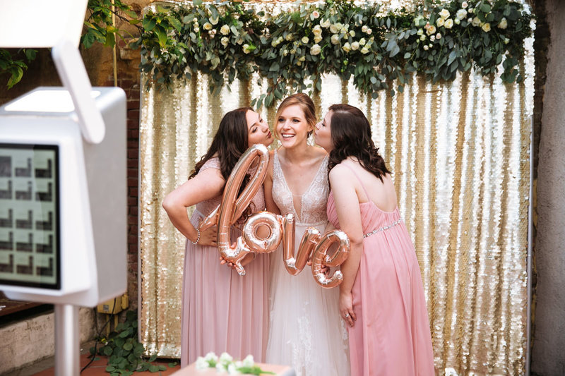 montreal wedding and events photobooth