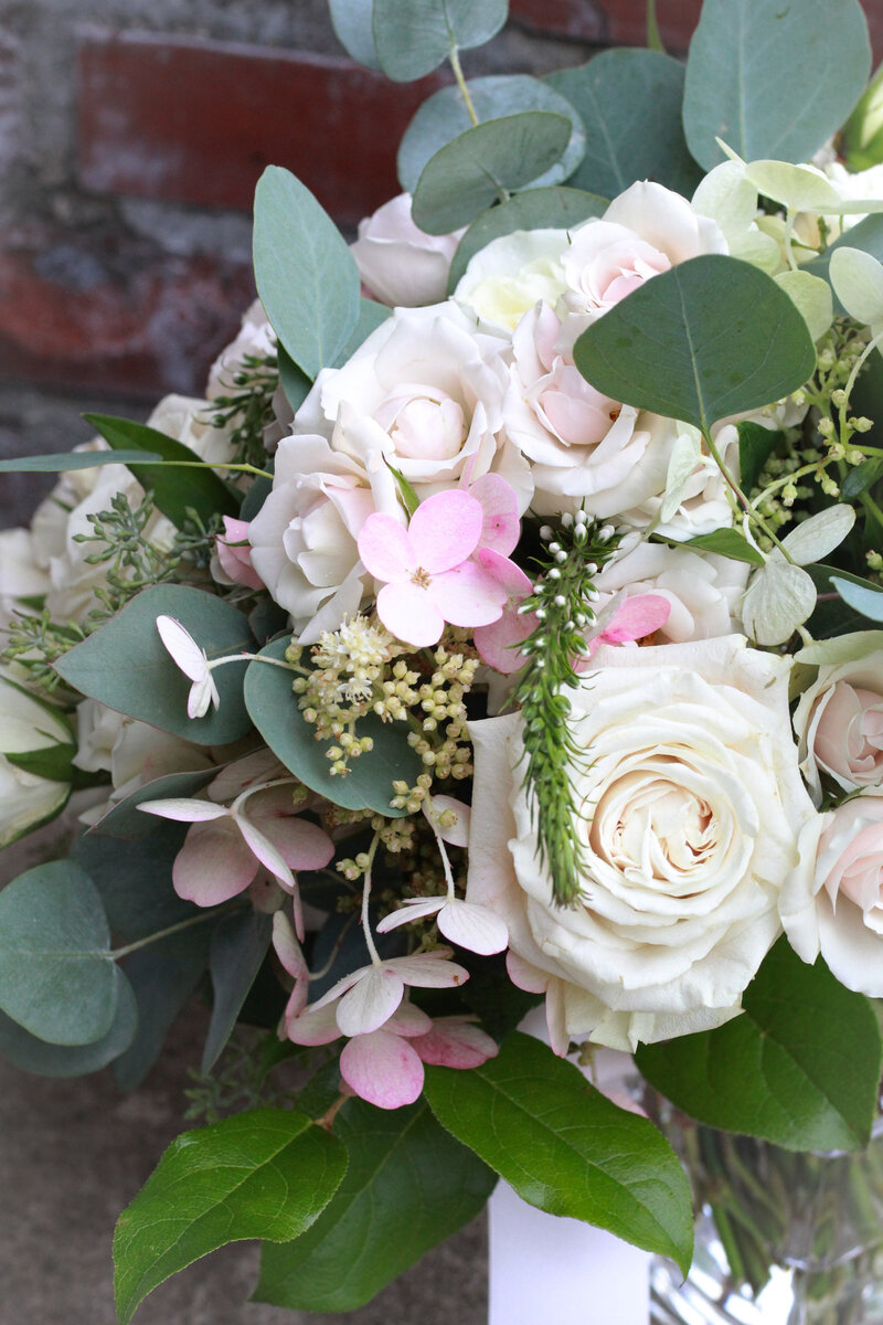 florist-greenwich-new-york-connecticut-designer-preservation-floral-wedding-westchester-bouquet-hydrangea-blush-4