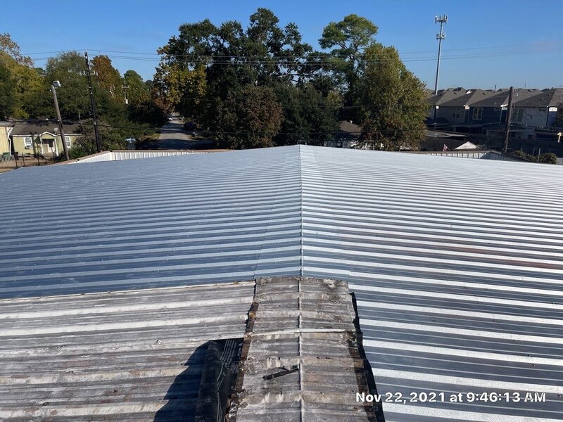 Commercial roof repair Spring, Texas.
