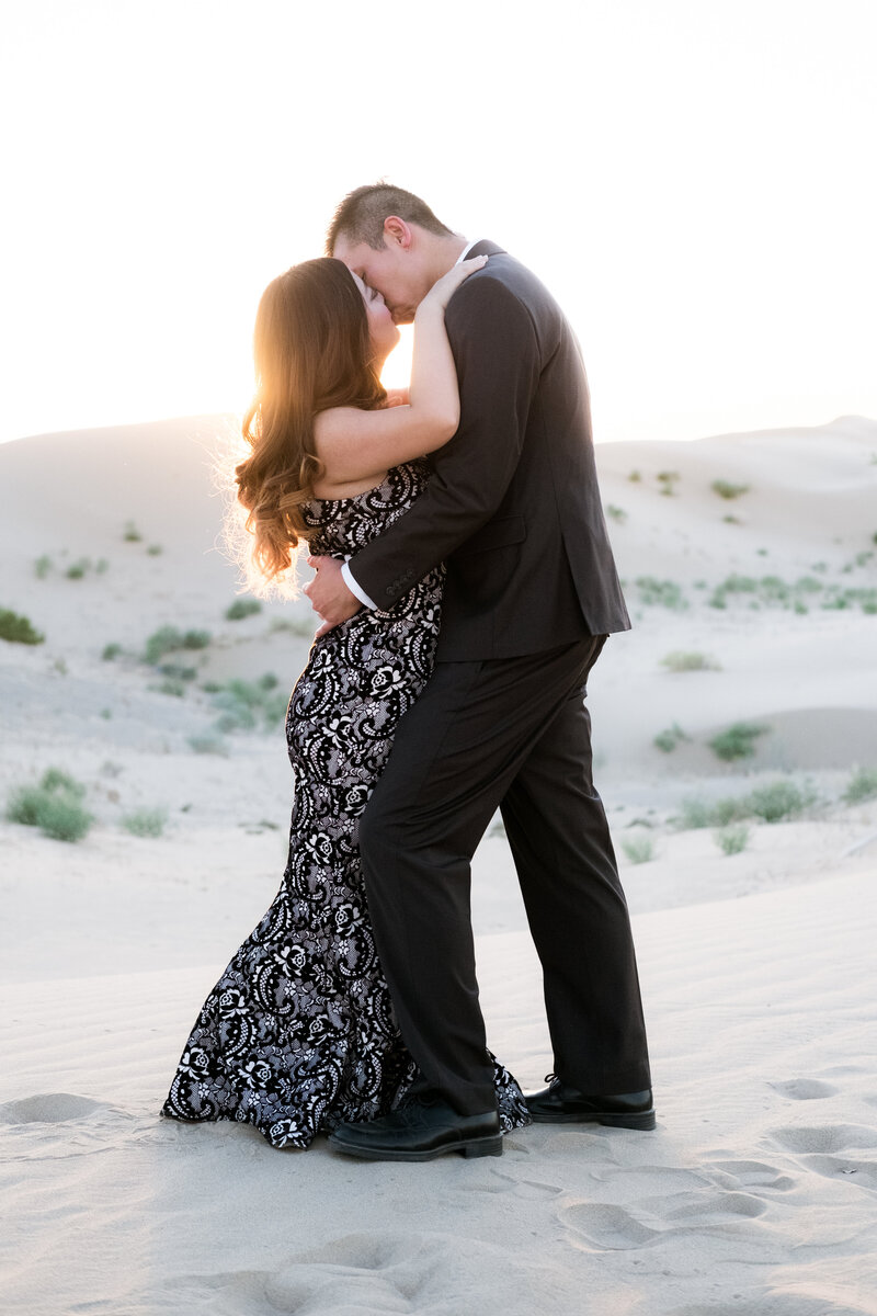 imperial-sand-dunes-engagement-photography-11