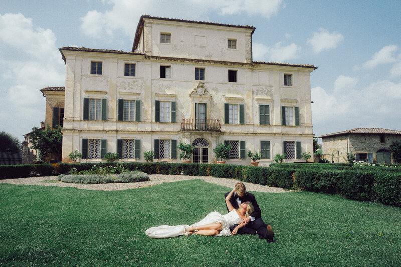film-wedding-photographer-villa-di-geggiano-94