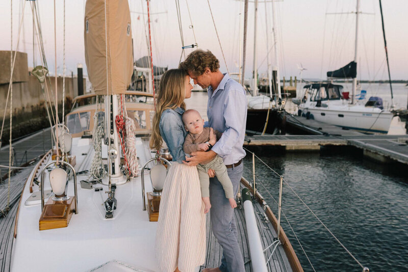 Charleston-SC-boat-marina-family-engagement-29