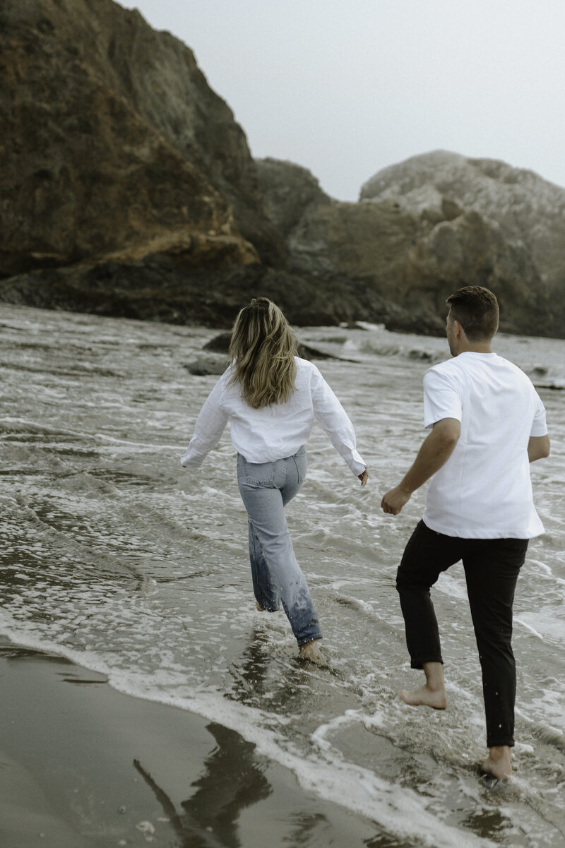 Sydnee Marie Photography -- Rodeo Beach California Engagement Session-46