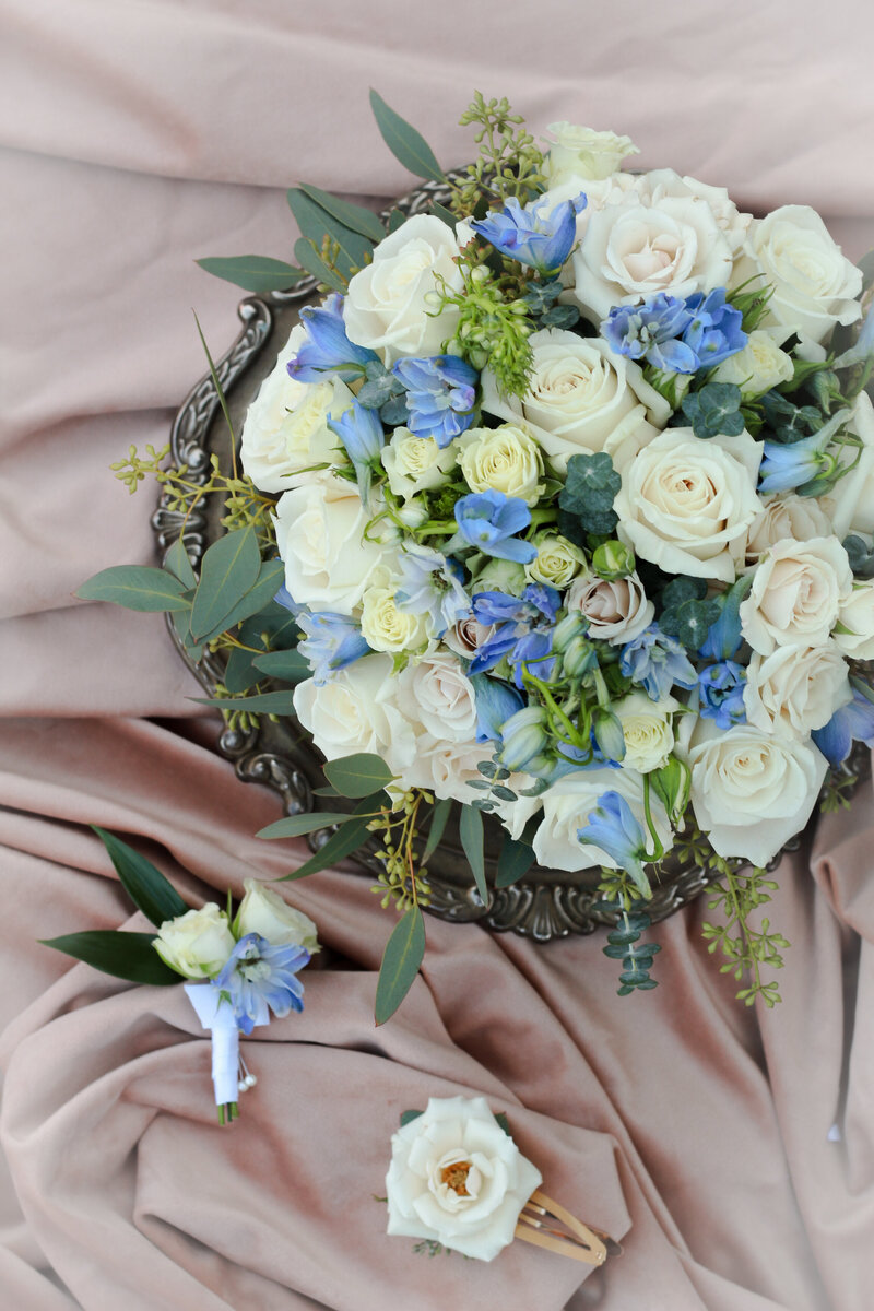 florist-greenwich-new-york-connecticut-designer-preservation-floral-wedding-westchester-bouquet-blue-delphinium-6