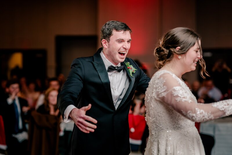 dreamy-christmas-wedding-in-herndon-virginia00043