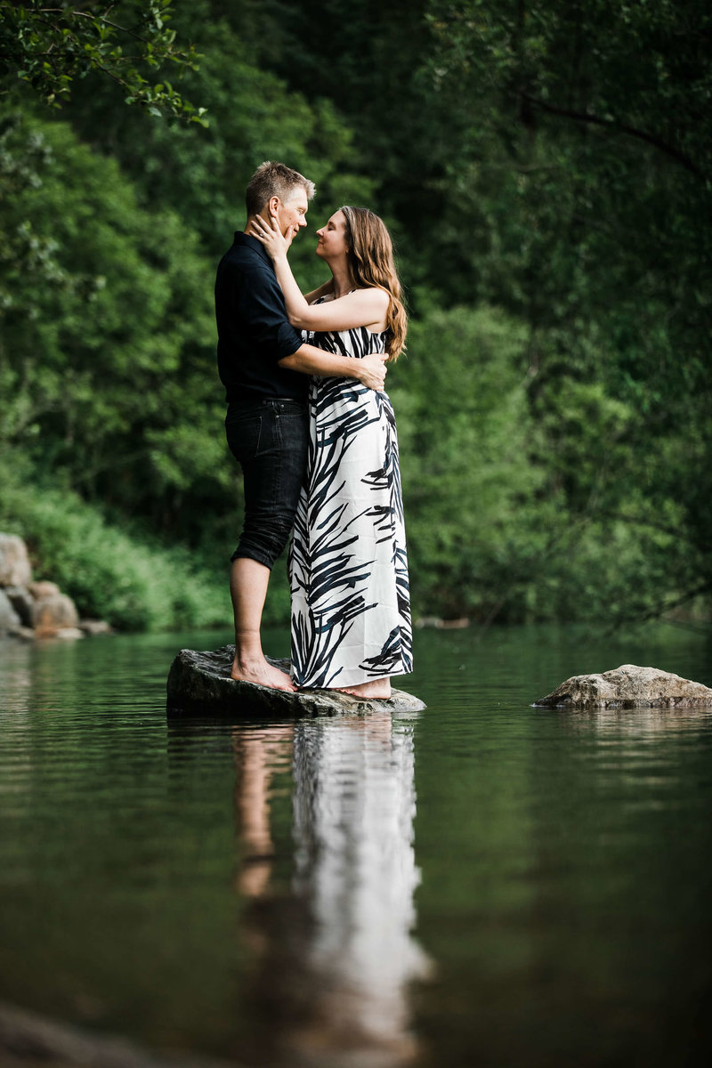 Eivind+Elyse_Engagement_Rattlesnake_lake_ridge_Seattle_Photographer_Adina_Preston_Weddings_84
