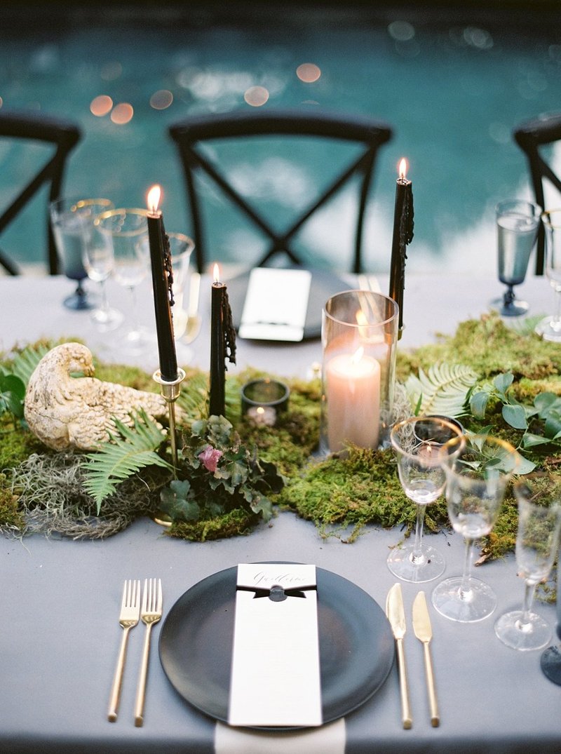 29-black-wedding-candles-green-moss-ferns-wedding-decor