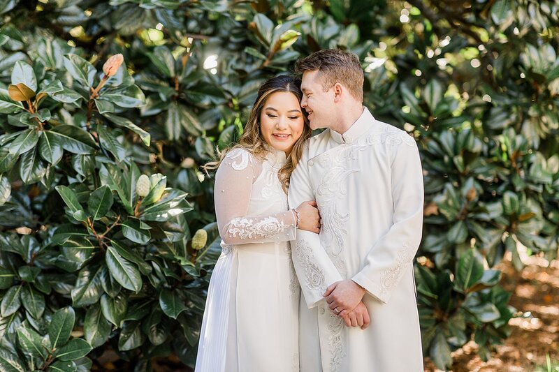 nose to temple by knoxville wedding photographer, amanda may photos
