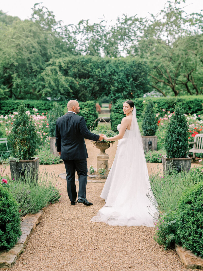 Sydney&Hayes_CharlottesvilleWedding_SneakPeek-47