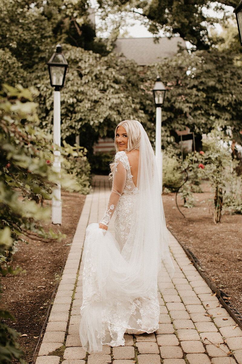 047_Avery_Alec_Wedding_8.21.21-364
