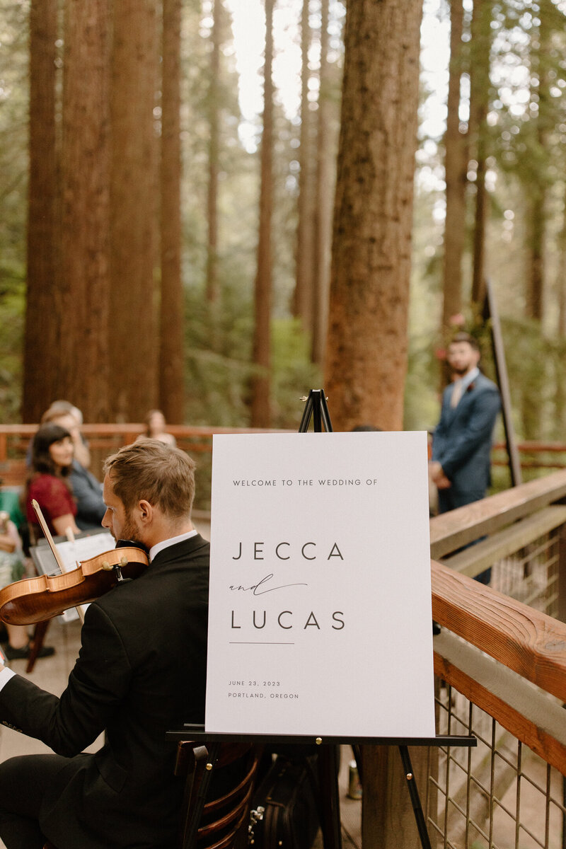 jecca-lucas-oregon-forest-elopement-taylorraephotofilm-43