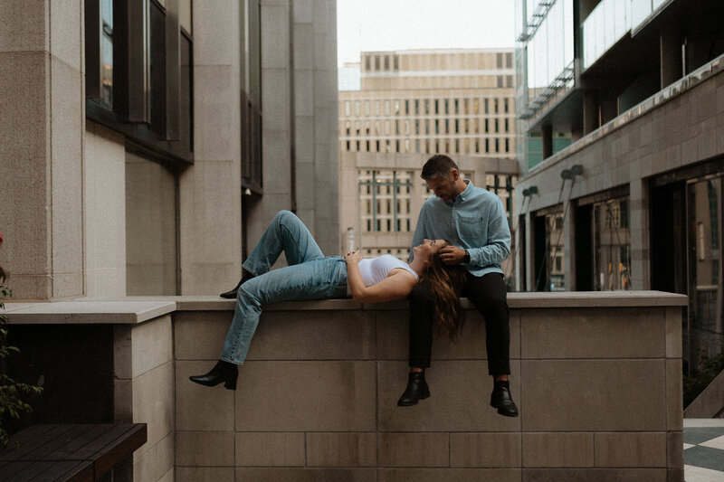Liz and Chris - Downtown Ottawa Engagement Session-6