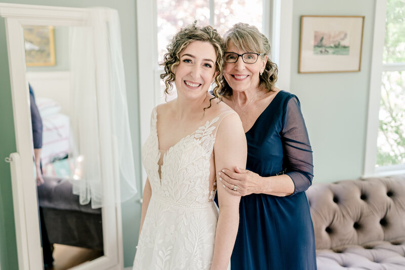 vibrant-farm-wedding-in-waterford-virginia-00005
