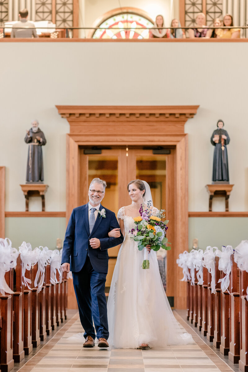 sunflower-filled-catholic-wedding-in-fredericksburg-virginia-00004