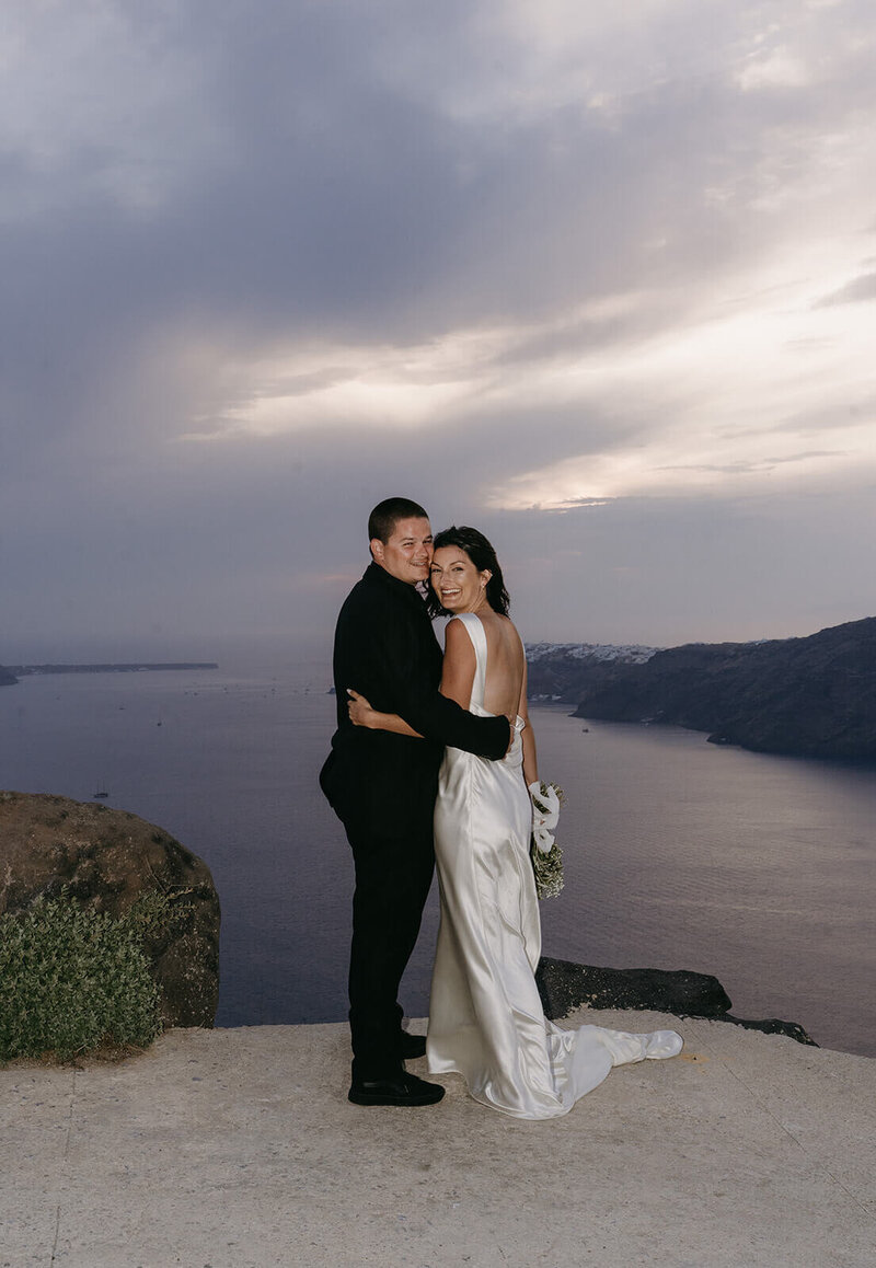riley-taylor-greece-santorini-wedding-342