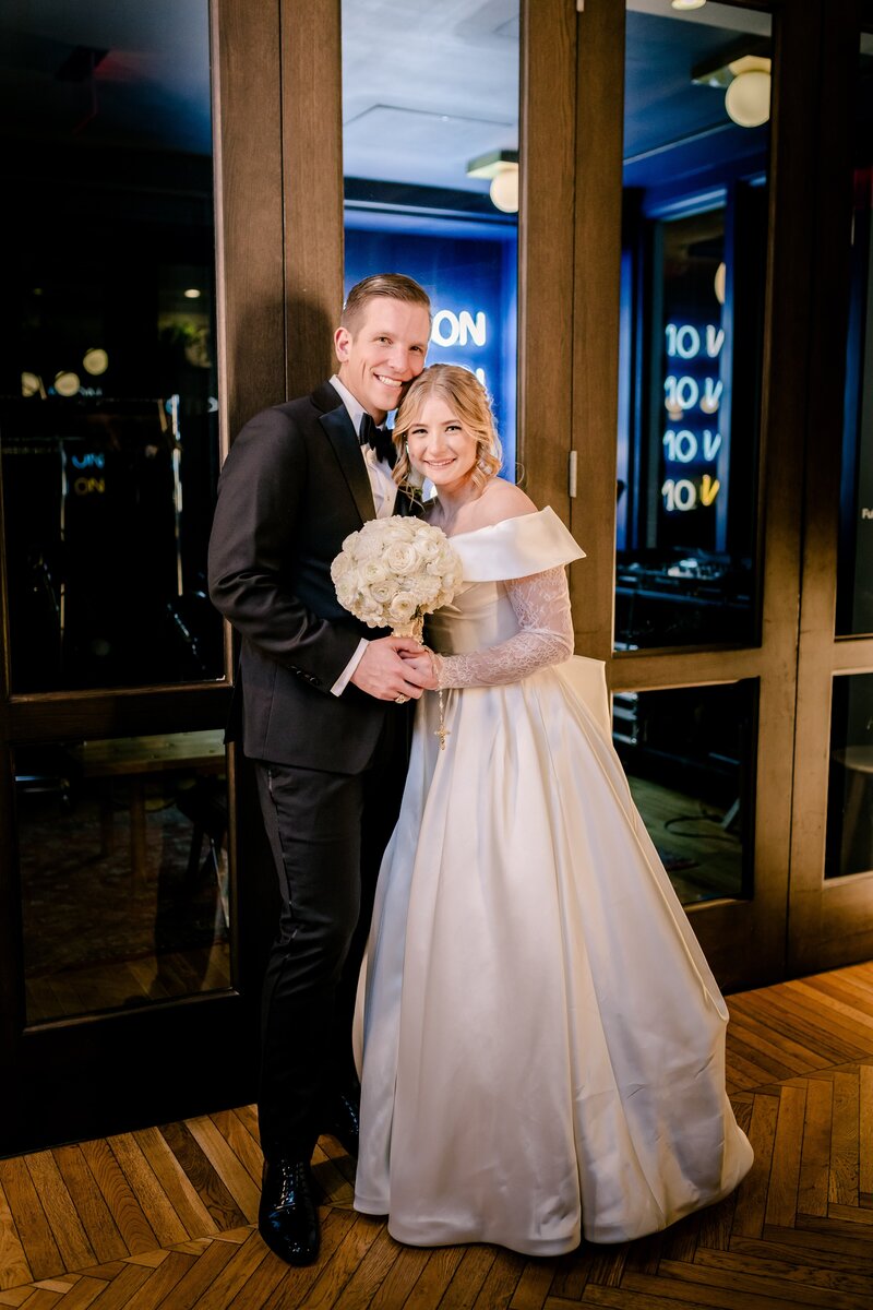 elegant-winter-church-wedding-in-bethesda-maryland-00035