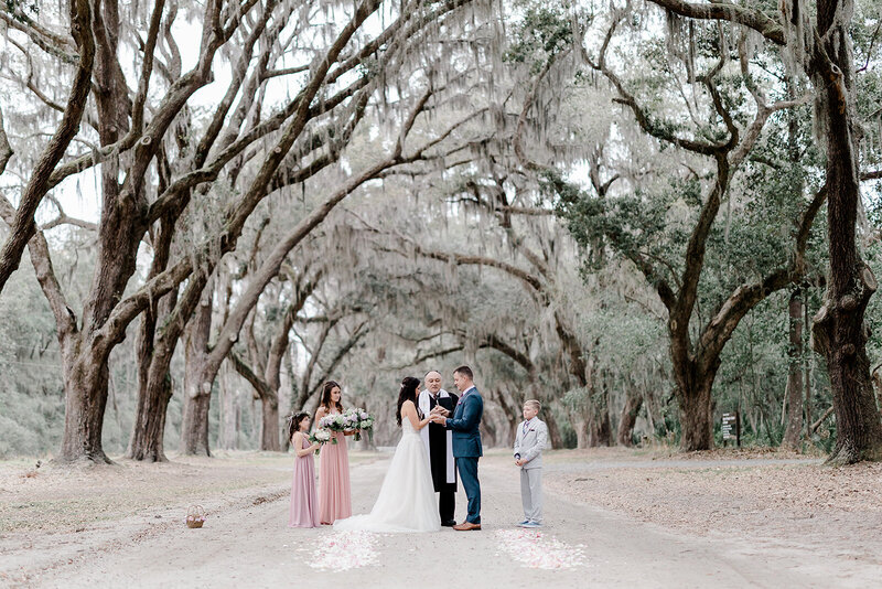 Savannah's best wedding photographer
