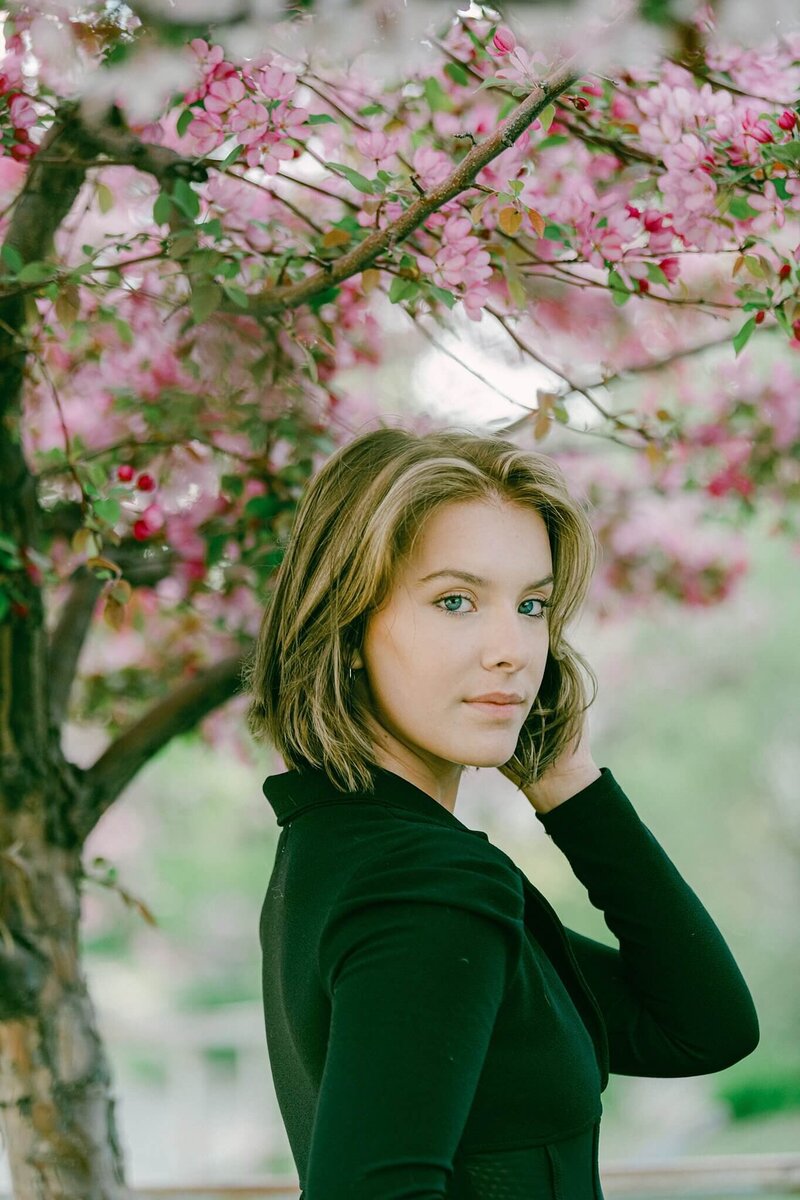 Spring Blossom Senior Session in Truckee