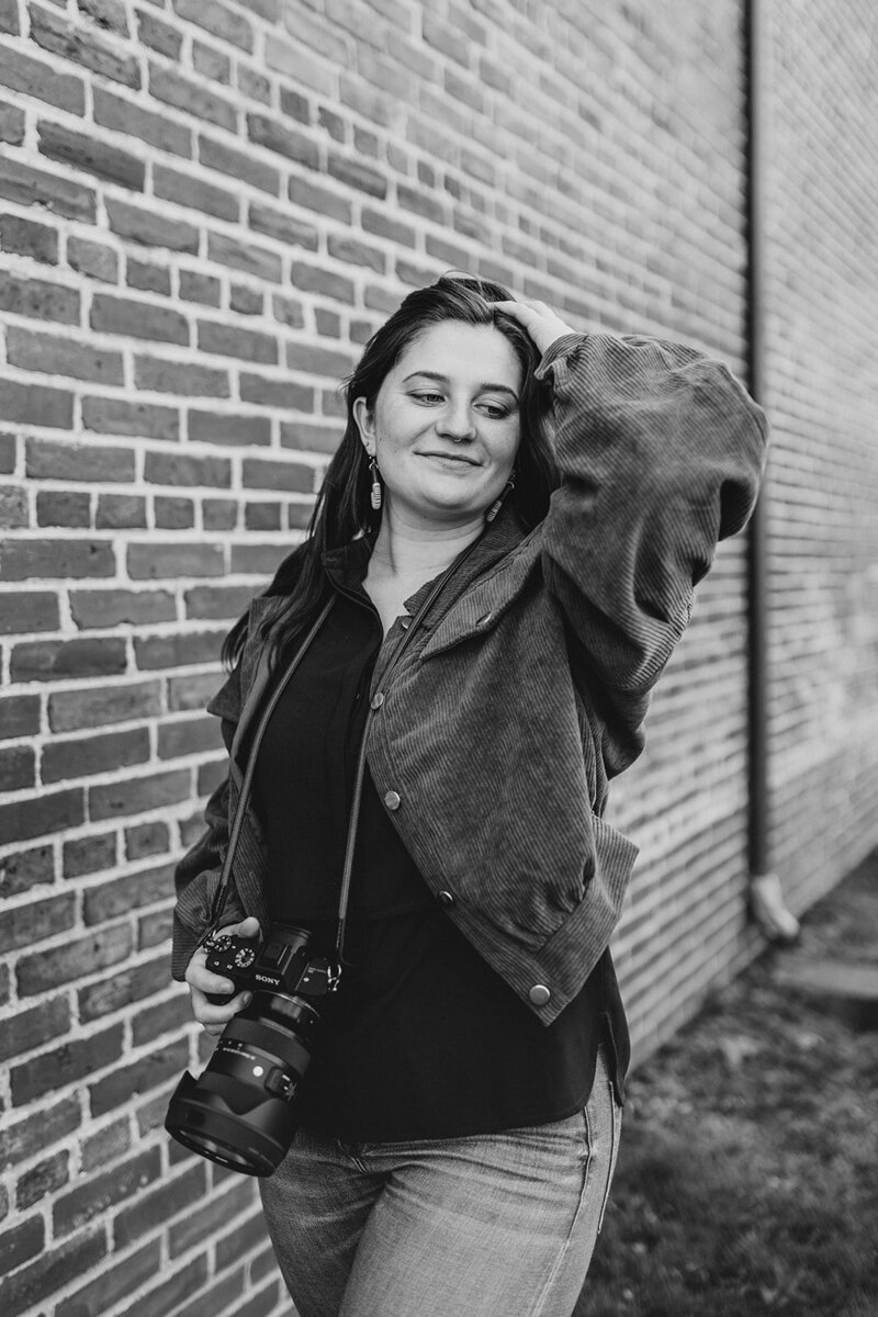 Kayla_Lavallee_Headshots_3.22.22-12