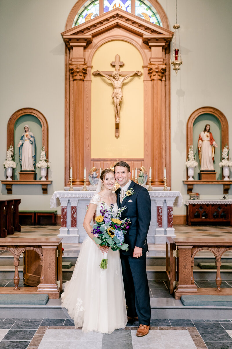 sunflower-filled-catholic-wedding-in-fredericksburg-virginia-00008