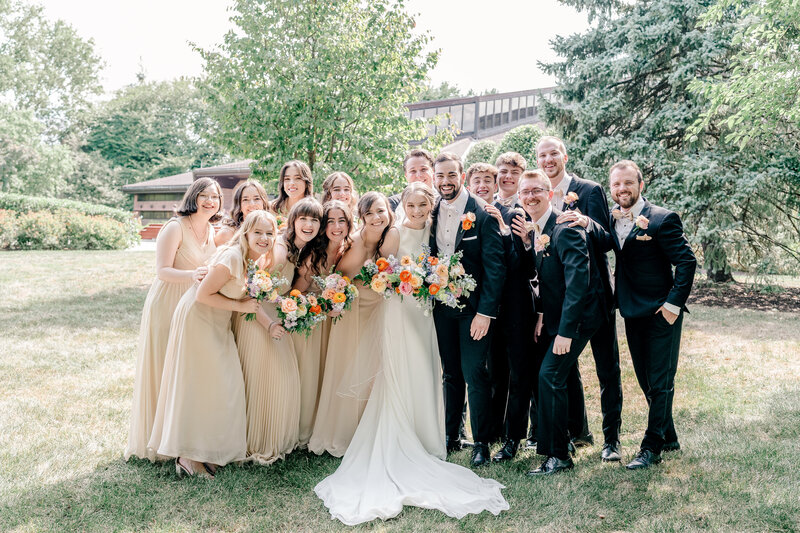 vibrant-catholic-wedding-in-reston-virginia-00011