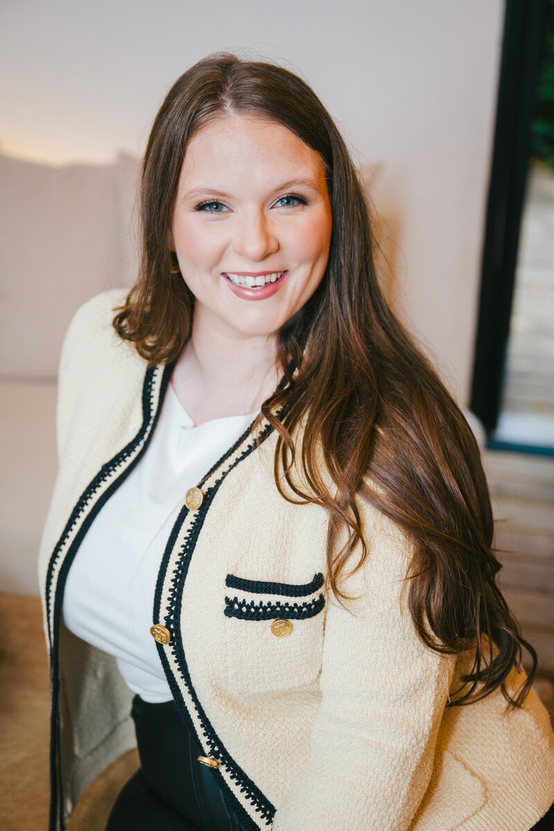 Virtual assistant agency owner Kate smiling