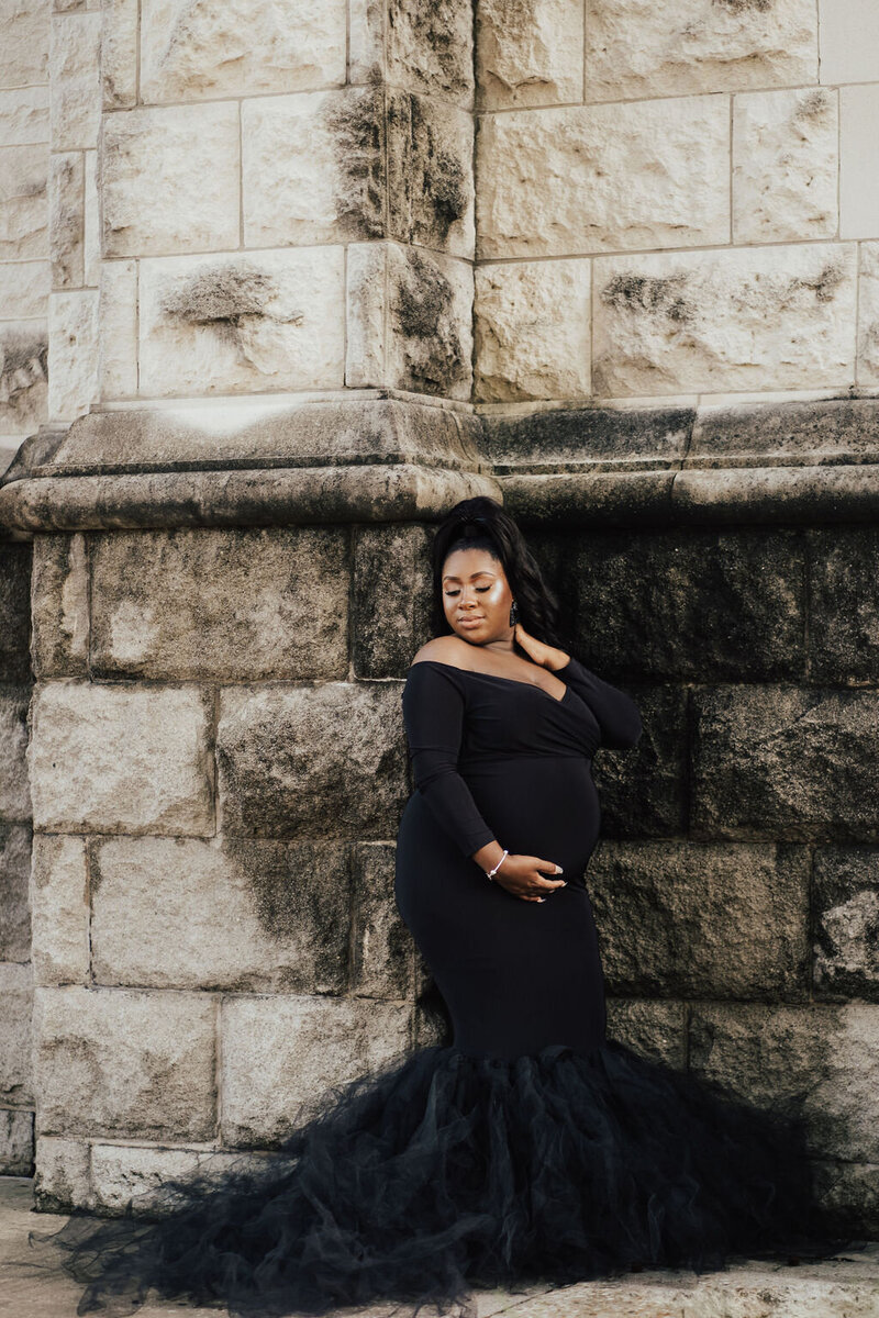 Janesha-Maternity-Session-Downtown-Jacksonville-FL-Pompy-Portraits-29