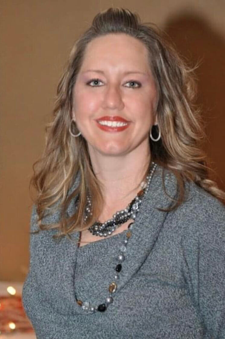 Headshot of the executive assistant, Tonya Brown