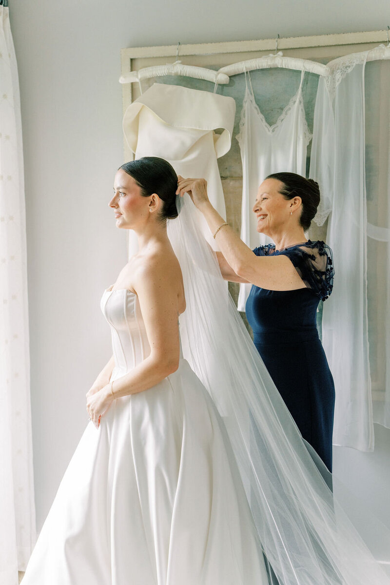Sydney&Hayes_CharlottesvilleWedding_SneakPeek-14