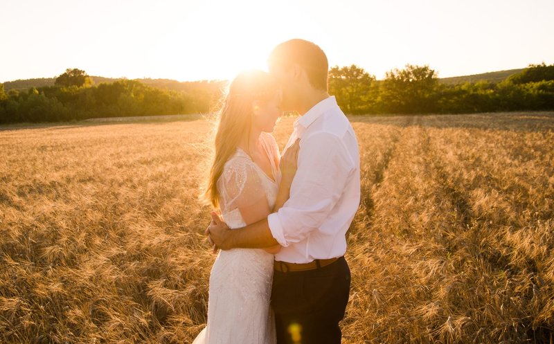 Elegant Wedding in Provence : Find your Perfect Photographer