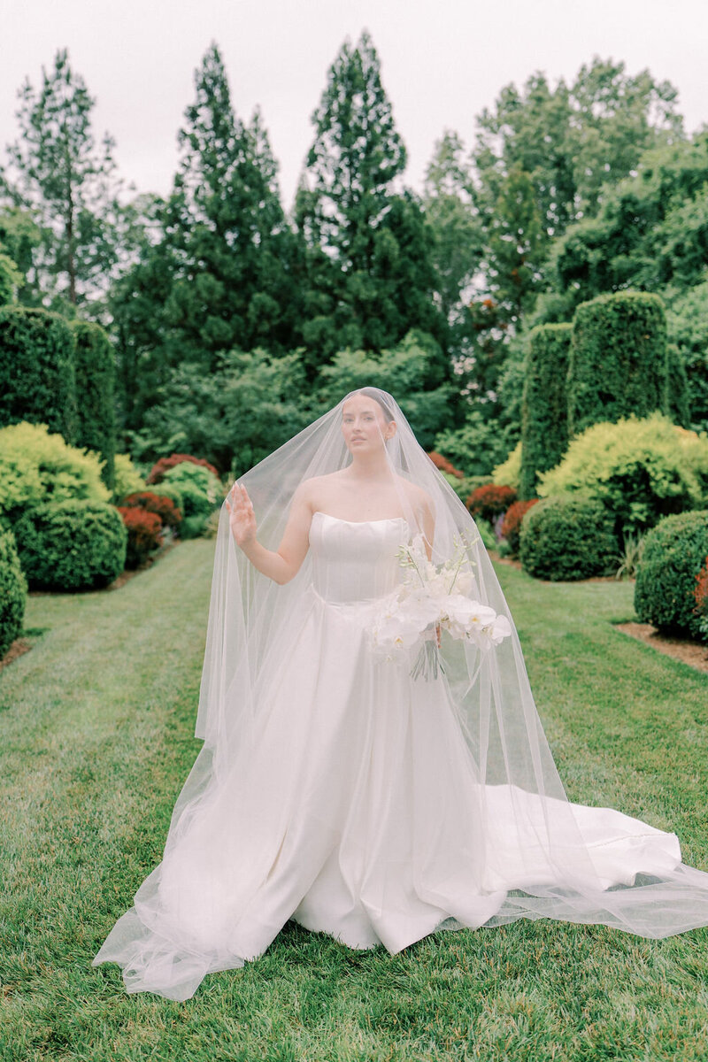 Sydney&Hayes_CharlottesvilleWedding_SneakPeek-53