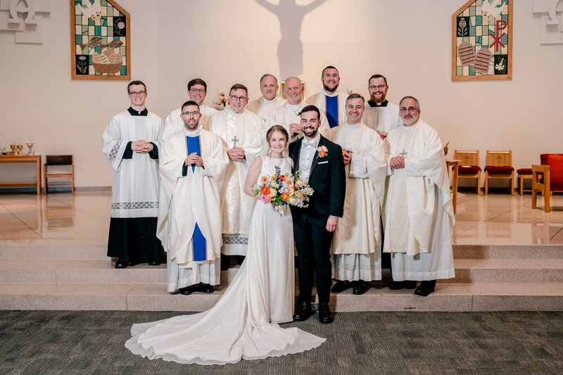 vibrant-catholic-wedding-in-reston-virginia-00033