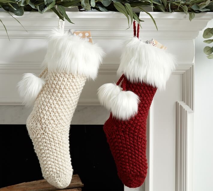 knit-stocking-with-faux-fur-trim-o