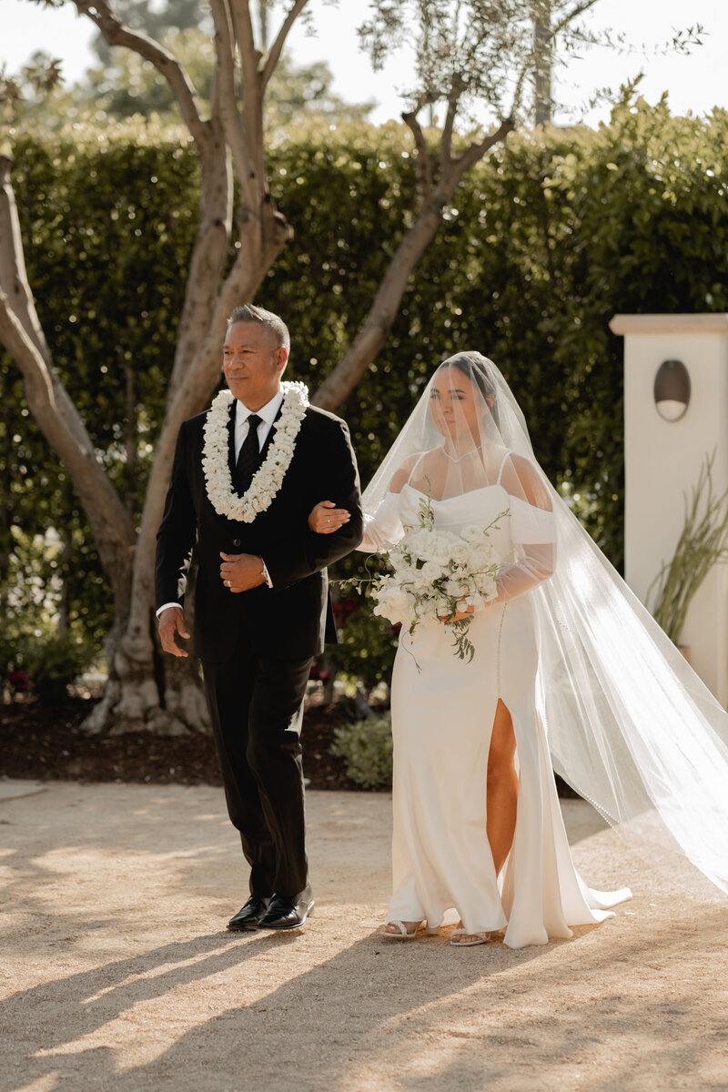 Jordan-and-kyle-southern-california-wedding-planner-the-pretty-palm-leaf-event-4
