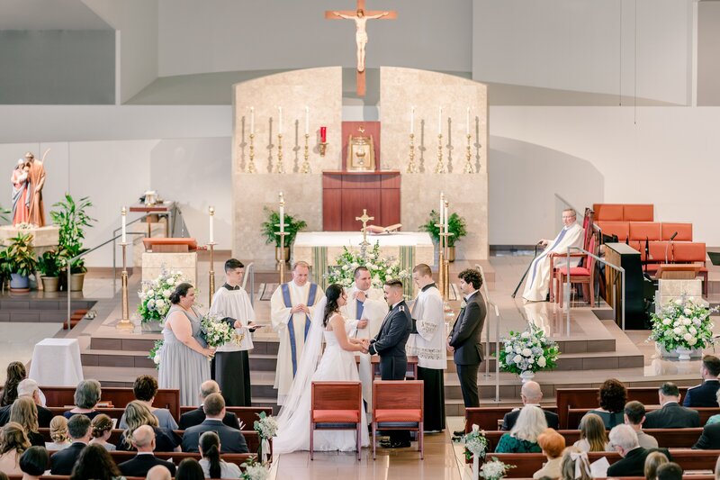 elegant-summer-wedding-in-fairfax-virginia-00004