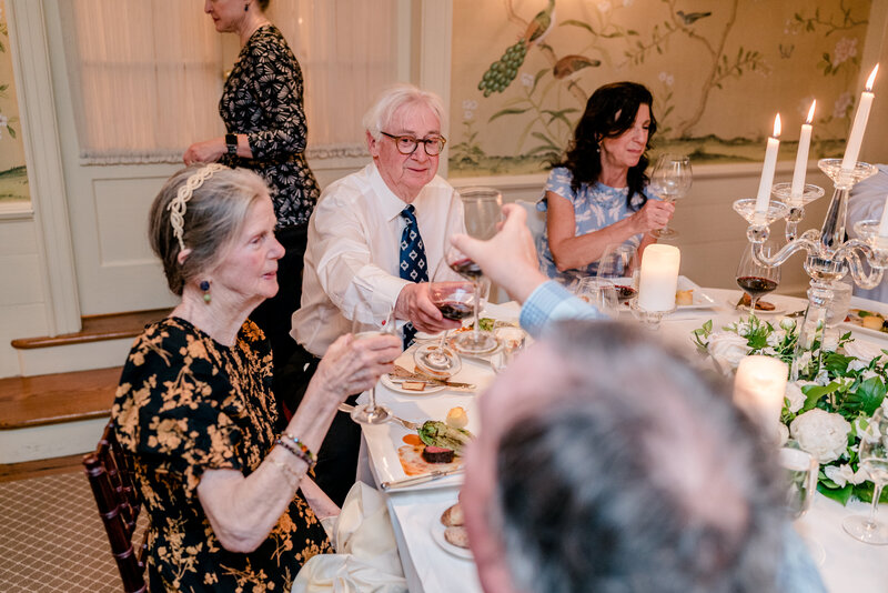 intimate-fine-dining-wedding-in-washington-virginia-00038