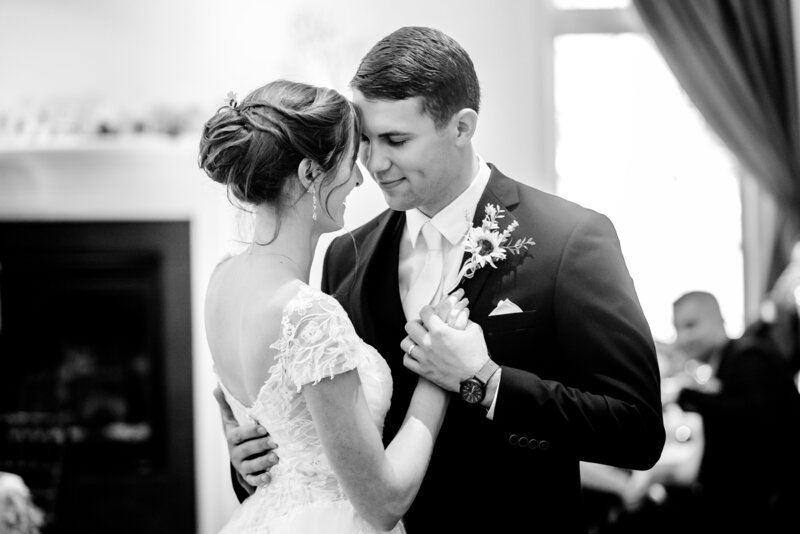 sunflower-filled-catholic-wedding-in-fredericksburg-virginia-00011
