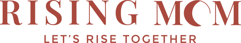 Logo-RisingMom-Roest-tagline