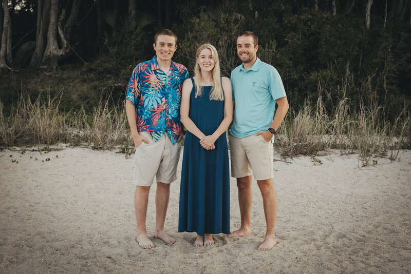 sibling  portraits on the beach at Fripp island